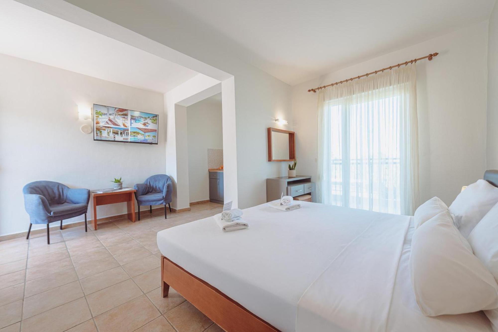 Ampelia Hotel Kassandra Chaniotis Dış mekan fotoğraf